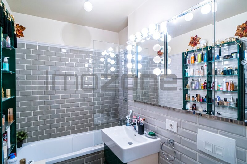 Lizeanu, 4 camere, bloc stradal reabilitat, mobilat, utilat complet, comision 0%